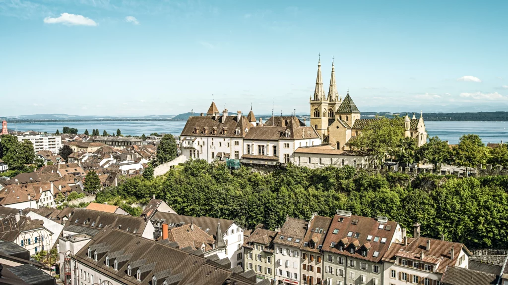 Ein bisschen Geschichte über Neuenburg Un peu d'histoire sur Neuchâtel A bit of history about Neuchâtel