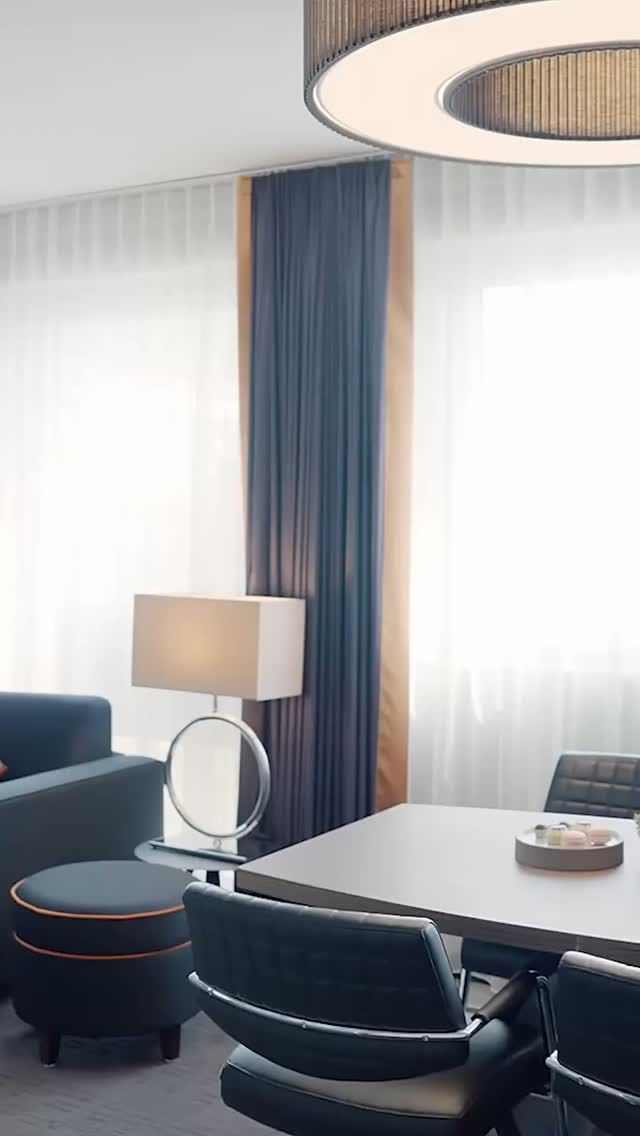 ✨ Bienvenue dans notre Grande Suite.
Volumes généreux, lumière naturelle, vue imprenable… un séjour d’exception vous attend.

✨ Welcome to the Grand Suite.
Spacious, bright, and serene — a truly exceptional stay awaits you.

📍 Hôtel Beaulac – Neuchâtel
#GrandSuite #HotelBeaulac #LakesideLuxury #Neuchâtel #BeaulacMoments